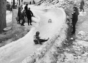 Санный спорт дебютировал на зимних Олимпийских играх-1964 в Инсбруке