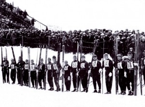 Первые любители прыжков на лыжах с трамплина